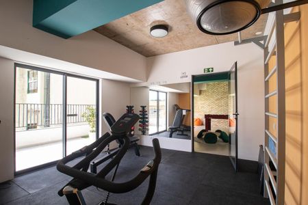 Studio para alugar com 28m², 2 quartos e 1 vaga Studio para alugar com 28m², 2 quartos e 1 vagaÁrea comum - Academia