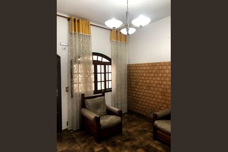 Casa para alugar com 260m², 2 quartos e 2 vagas Casa para alugar com 260m², 2 quartos e 2 vagasSala