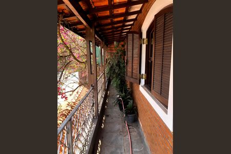 Casa para alugar com 260m², 2 quartos e 2 vagas Casa para alugar com 260m², 2 quartos e 2 vagasÁrea externa