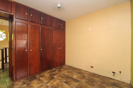 Casa para alugar com 260m², 6 quartos e 2 vagas Casa para alugar com 260m², 6 quartos e 2 vagasSuíte 3