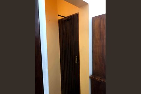 Casa para alugar com 260m², 2 quartos e 2 vagas Casa para alugar com 260m², 2 quartos e 2 vagasSala