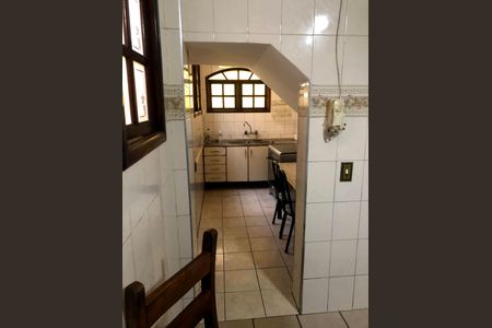 Casa para alugar com 260m², 2 quartos e 2 vagas Casa para alugar com 260m², 2 quartos e 2 vagasCozinha