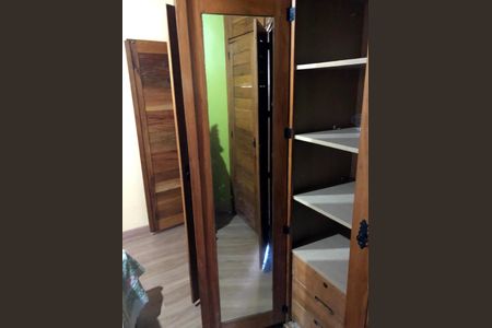 Casa para alugar com 260m², 2 quartos e 2 vagas Casa para alugar com 260m², 2 quartos e 2 vagasQuarto