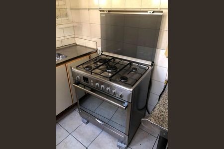 Casa para alugar com 260m², 2 quartos e 2 vagas Casa para alugar com 260m², 2 quartos e 2 vagasCozinha