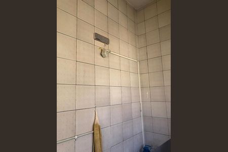 Casa para alugar com 260m², 2 quartos e 2 vagas Casa para alugar com 260m², 2 quartos e 2 vagasBanheiro