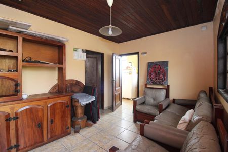 Casa para alugar com 260m², 6 quartos e 2 vagas Casa para alugar com 260m², 6 quartos e 2 vagasQuarto de Serviço 1