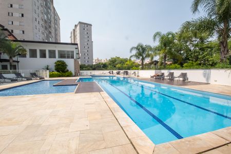 Apartamento à venda com 79m², 3 quartos e 2 vagas Apartamento à venda com 79m², 3 quartos e 2 vagasÁrea comum - Piscina