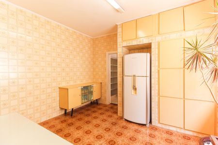 Casa à venda com 184m², 3 quartos e 2 vagasCozinha