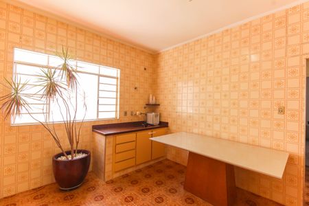 Casa à venda com 184m², 3 quartos e 2 vagasCozinha