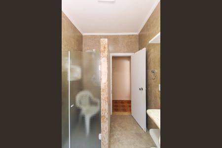 Casa à venda com 184m², 3 quartos e 2 vagasBanheiro