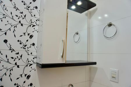 Apartamento para alugar com 49m², 3 quartos e 1 vaga Apartamento para alugar com 49m², 3 quartos e 1 vagaBanheiro - Detalhes