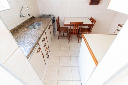 Apartamento para alugar com 169m², 3 quartos e 1 vagaCOZINHA