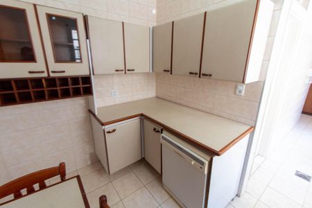 Apartamento para alugar com 169m², 3 quartos e 1 vagaCOZINHA