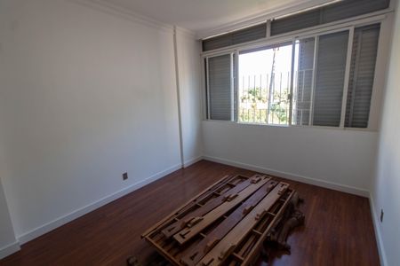 Apartamento para alugar com 169m², 3 quartos e 1 vagaQUARTO 2