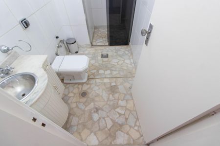 Apartamento para alugar com 169m², 3 quartos e 1 vaga Apartamento para alugar com 169m², 3 quartos e 1 vagaBANHEIRO SOCIAL