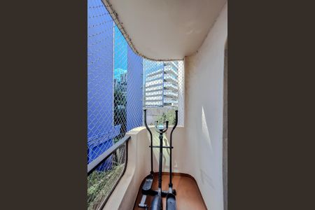 Apartamento à venda com 147m², 3 quartos e 2 vagas Apartamento à venda com 147m², 3 quartos e 2 vagasVaranda da Suíte