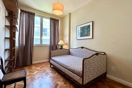 Apartamento para alugar com 180m², 4 quartos e 1 vaga