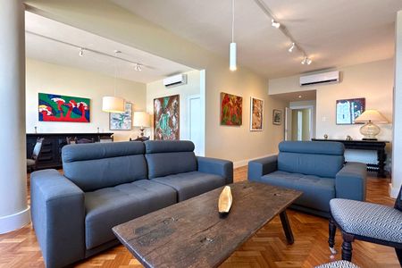 Apartamento para alugar com 180m², 4 quartos e 1 vaga