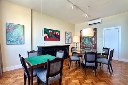 Apartamento para alugar com 180m², 4 quartos e 1 vaga