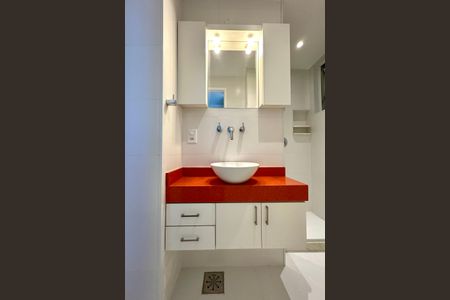 Apartamento para alugar com 180m², 4 quartos e 1 vaga