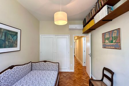Apartamento para alugar com 180m², 4 quartos e 1 vaga
