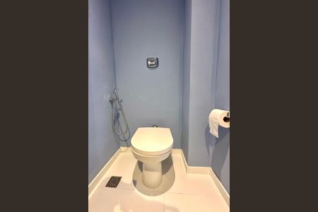 Apartamento para alugar com 180m², 4 quartos e 1 vaga