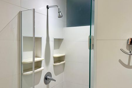 Apartamento para alugar com 180m², 4 quartos e 1 vaga