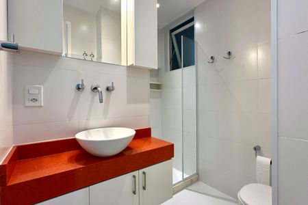 Apartamento para alugar com 180m², 4 quartos e 1 vaga