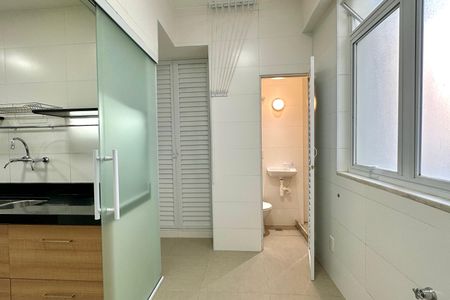 Apartamento para alugar com 180m², 4 quartos e 1 vaga