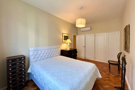 Apartamento para alugar com 180m², 4 quartos e 1 vaga