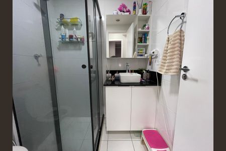 Apartamento à venda com 41m², 2 quartos e 1 vaga Apartamento à venda com 41m², 2 quartos e 1 vagaBanheiro