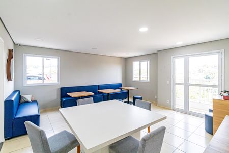 Apartamento à venda com 41m², 2 quartos e 1 vaga Apartamento à venda com 41m², 2 quartos e 1 vagaÁrea comum - Salão de festas