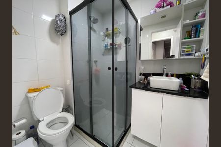 Apartamento à venda com 41m², 2 quartos e 1 vaga Apartamento à venda com 41m², 2 quartos e 1 vagaBanheiro