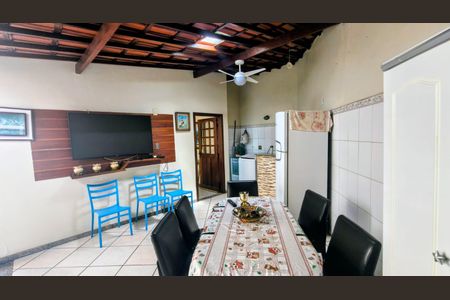 Apartamento à venda com 136m², 3 quartos e 2 vagas Apartamento à venda com 136m², 3 quartos e 2 vagasSala de jantar