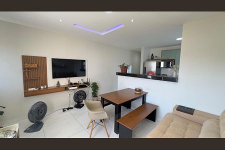 Casa para alugar com 240m², 2 quartos e 2 vagasSala