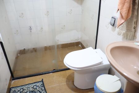 Casa para alugar com 90m², 2 quartos e sem vagaBanheiro