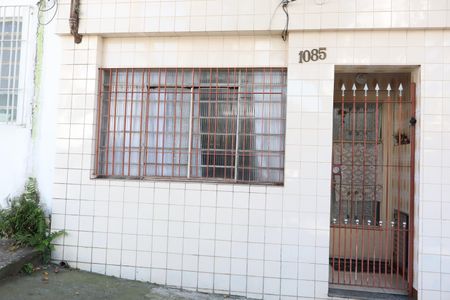 Casa para alugar com 90m², 2 quartos e sem vagaFachada e portão