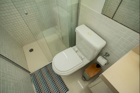 Apartamento à venda com 60m², 2 quartos e 1 vaga Apartamento à venda com 60m², 2 quartos e 1 vagaBanheiro