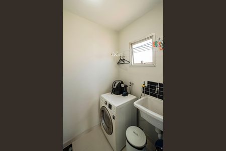 Apartamento à venda com 60m², 2 quartos e 1 vaga Apartamento à venda com 60m², 2 quartos e 1 vagaÁrea de Serviço