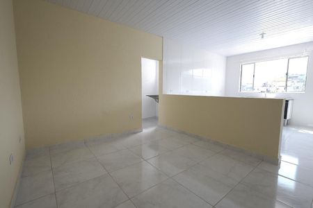 Casa para alugar com 72m², 2 quartos e 1 vaga Casa para alugar com 72m², 2 quartos e 1 vagaSala