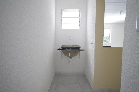 Casa para alugar com 72m², 2 quartos e 1 vaga Casa para alugar com 72m², 2 quartos e 1 vagaÁrea de Serviço