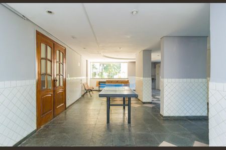 Apartamento para alugar com 49m², 2 quartos e 1 vaga Apartamento para alugar com 49m², 2 quartos e 1 vagaSalão de jogos