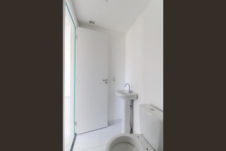 Apartamento para alugar com 34m², 2 quartos e sem vaga Apartamento para alugar com 34m², 2 quartos e sem vagaBanheiro