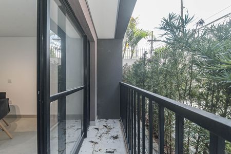 Studio para alugar com 40m², 1 quarto e sem vaga Studio para alugar com 40m², 1 quarto e sem vagaSacada