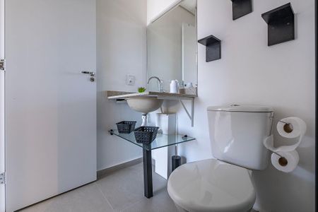 Studio para alugar com 27m², 1 quarto e sem vaga Studio para alugar com 27m², 1 quarto e sem vagaBanheiro