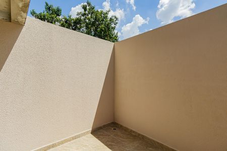 Varanda de kitnet/studio para alugar com 1 quarto, 40m² em Jardim Aeroporto, São Paulo