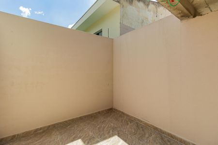 Varanda de kitnet/studio para alugar com 1 quarto, 40m² em Jardim Aeroporto, São Paulo