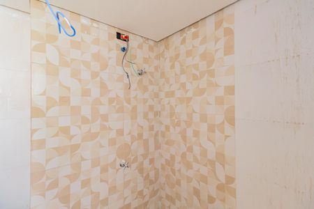 Banheiro de kitnet/studio para alugar com 1 quarto, 40m² em Jardim Aeroporto, São Paulo