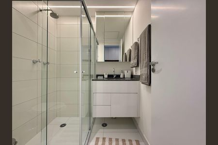 Studio para alugar com 25m², 0 quarto e sem vaga Studio para alugar com 25m², 0 quarto e sem vagaBanheiro
