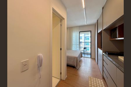 Cozinha de kitnet/studio para alugar com 0 quarto, 25m² em Vila Cordeiro, São Paulo